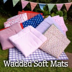 Home screen soft wadded floor mat Soft, wadded mats designed for a teepee, providing comfort and support.